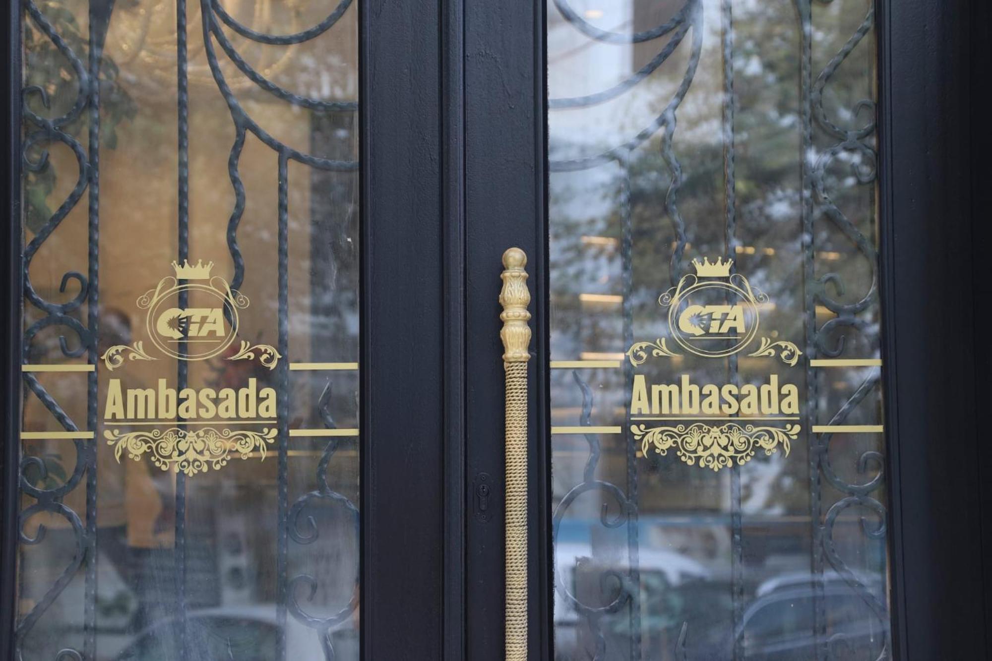 Hotel Ambasada Qta Paskuqan Exterior photo